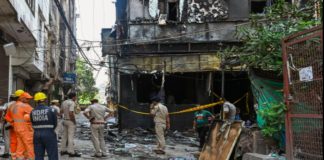 “People were hitting glass windows with whatever they had”: Local resident recalls ‘harrowing’ Malviya Nagar fire tragedy