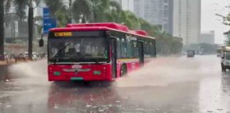 Maharashtra: Rain lashes parts of Mumbai; IMD issues yellow alert