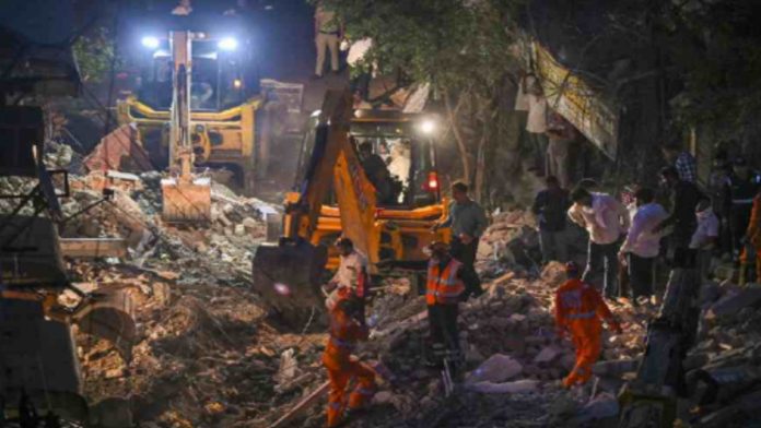 Building-Collapses-in-Rohini