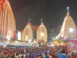 Devotees throng Baba Baidyanath Dham Deoghar on first Monday of Shravan; 2-3 lakh expected to visit temple