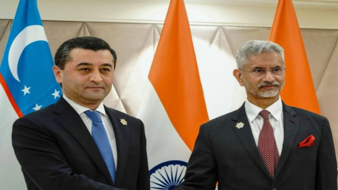 Uzbekisten-Foreign-Minister-in-New-Delhi
